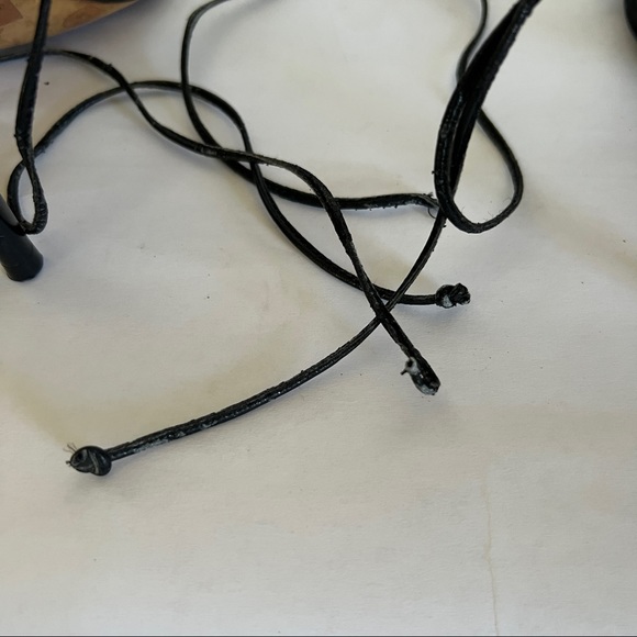 BCBGirls/ Black heels - Picture 2 of 7